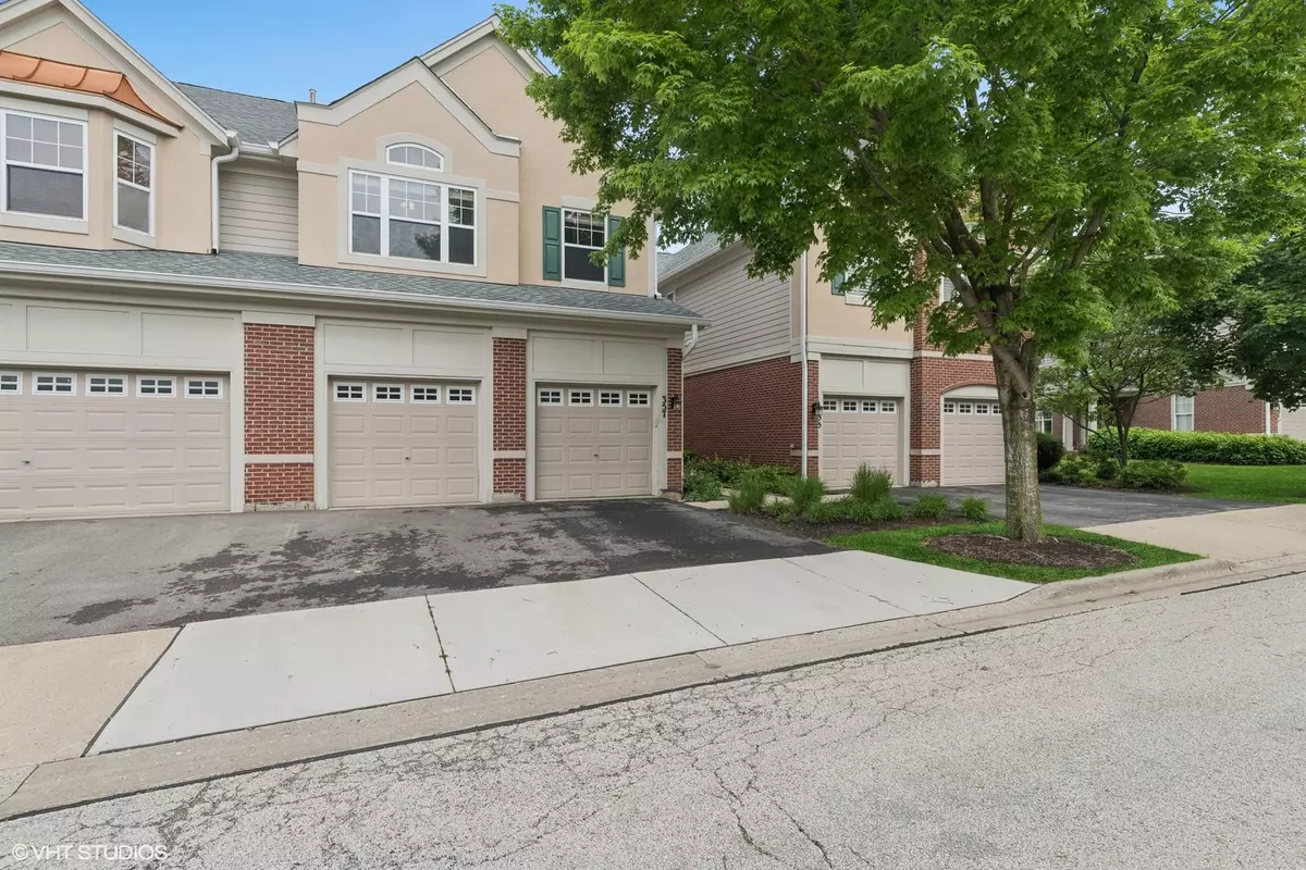 Vernon Hills, IL 60061,357 Pine Lake Circle #357