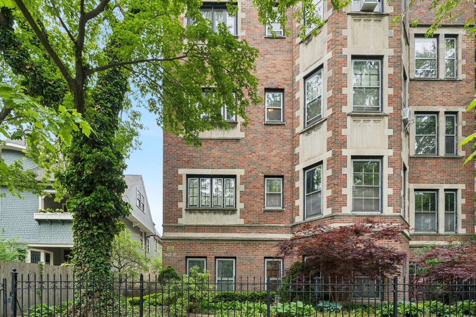 5614 S Blackstone Avenue #1, Chicago, IL 60637