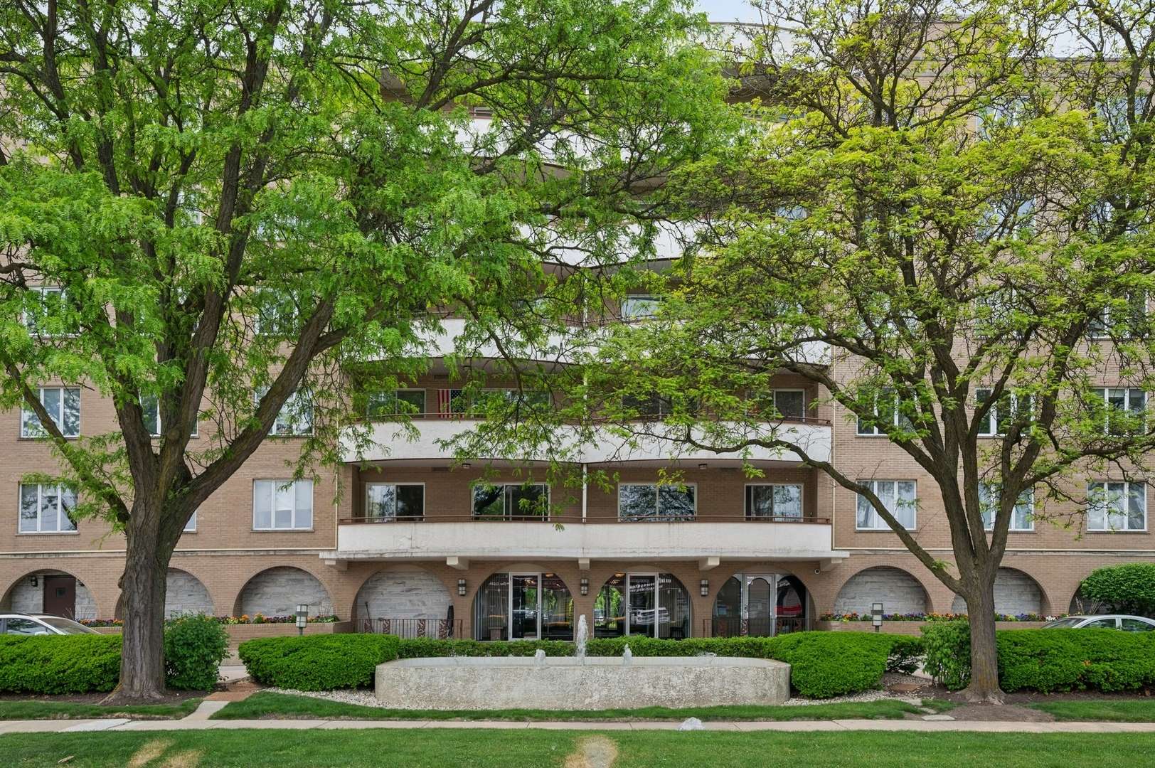 6400 N Cicero Avenue #309, Lincolnwood, IL 60712