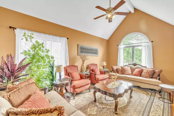 Palos Hills, IL 60465,9937 S 88th Avenue