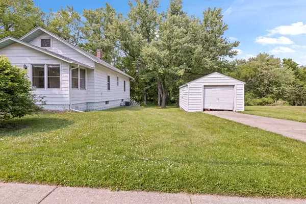 Cherry Valley, IL 61016,309 W State Street