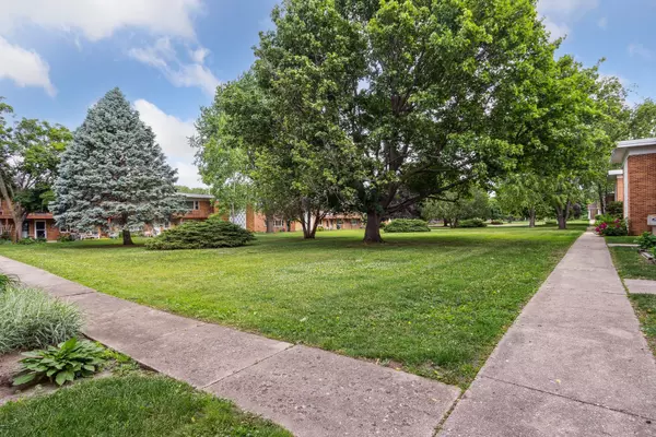 Machesney Park, IL 61115,241 Northway Park Road #10