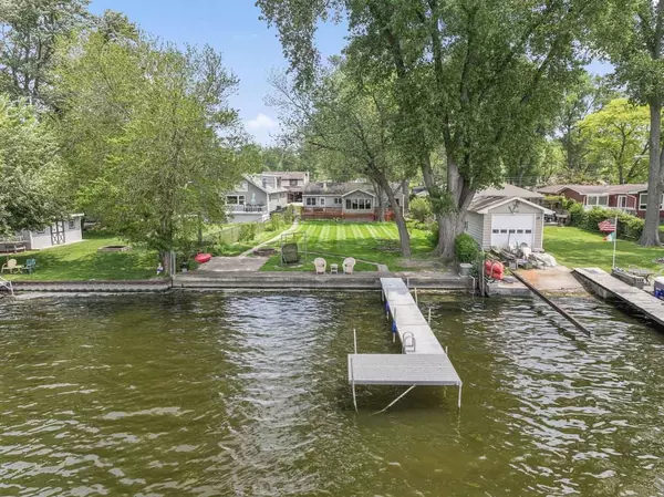 Fox Lake, IL 60020,35632 N Sheridan Drive