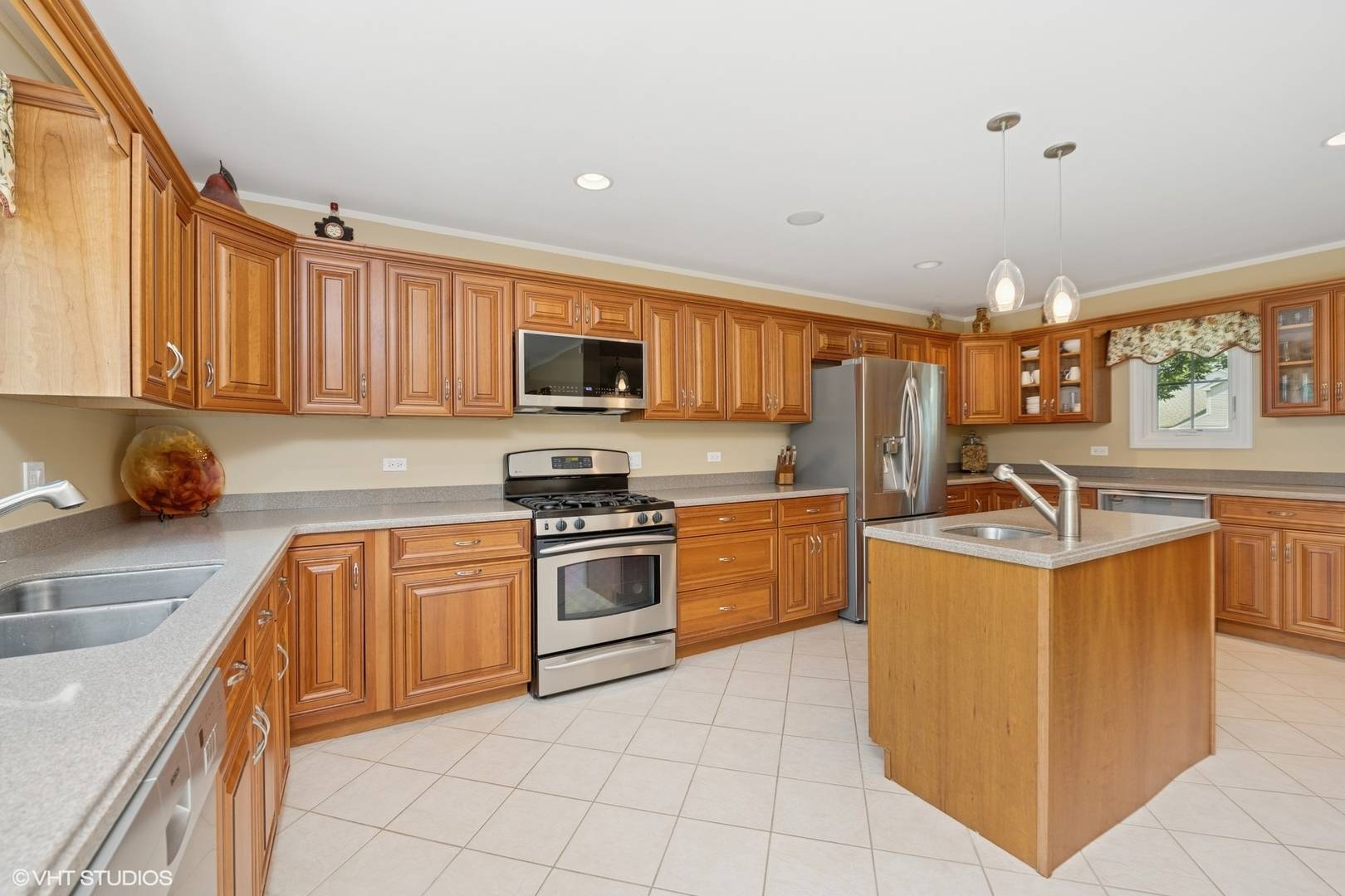 Deerfield, IL 60015,1505 Lita Avenue