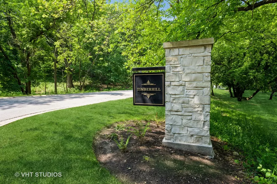 3888 Carlisle Drive, Crystal Lake, IL 60012