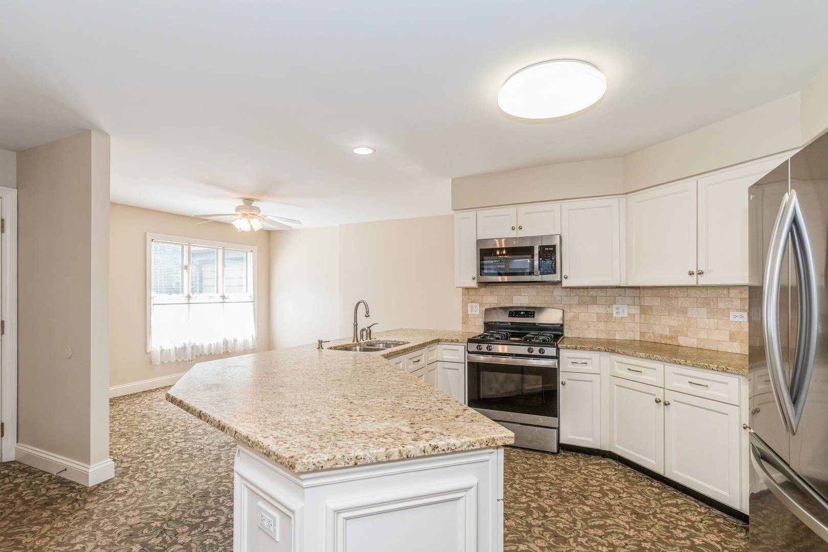 Libertyville, IL 60048,1922 Forest Creek Lane