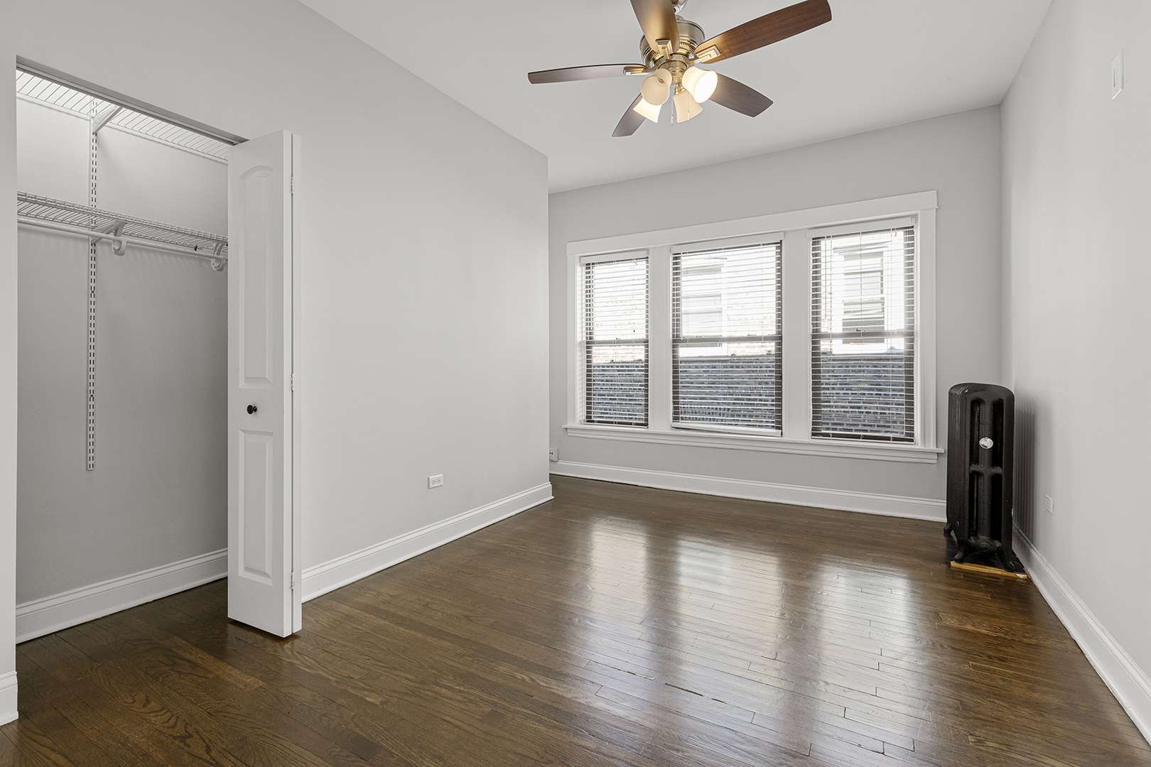 Chicago, IL 60625,3048 W Leland Avenue #2
