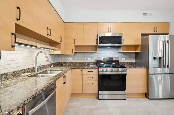 Park Ridge, IL 60068,911 Busse Highway #302