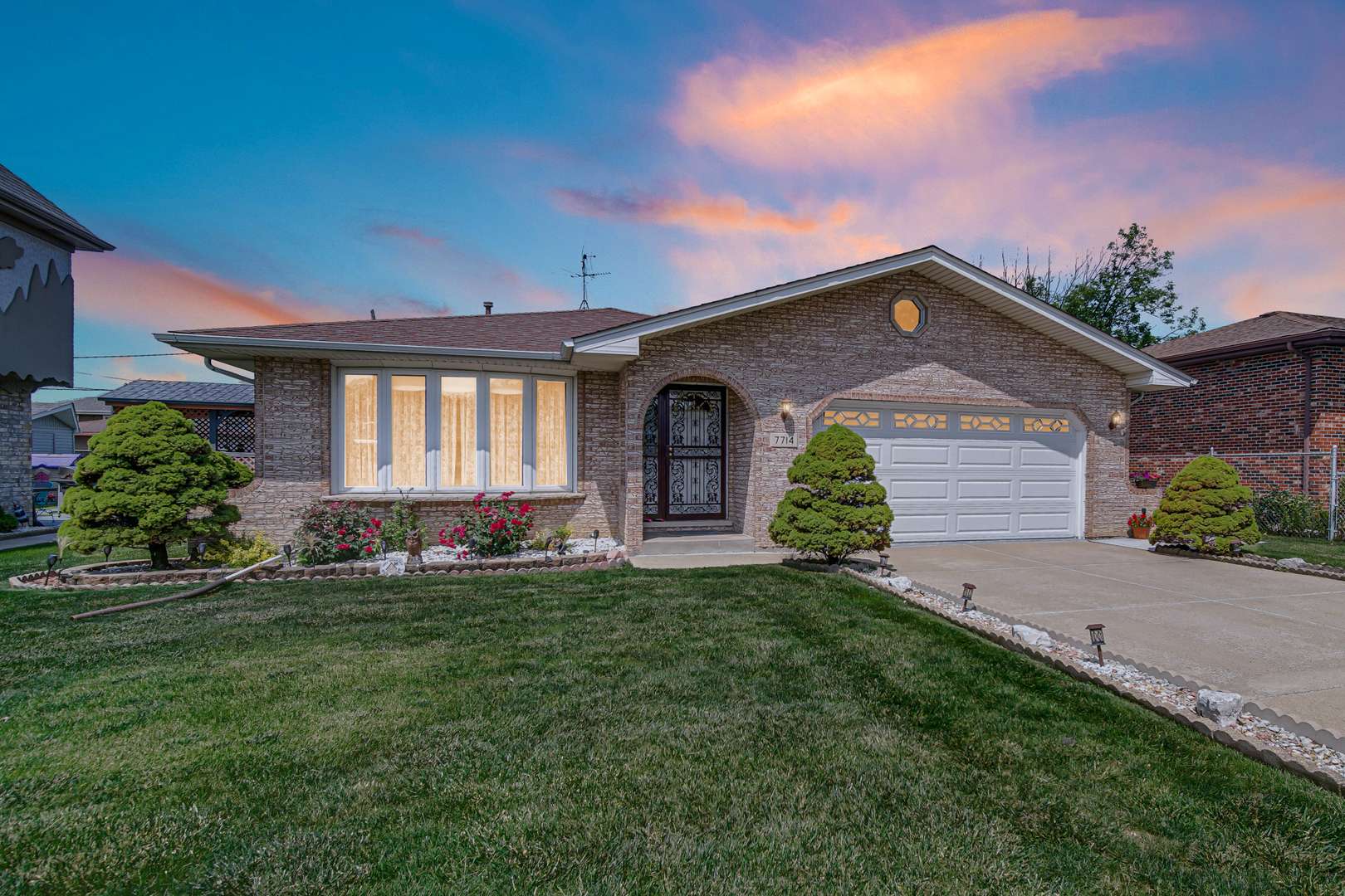 7714 Natchez Avenue, Burbank, IL 60459