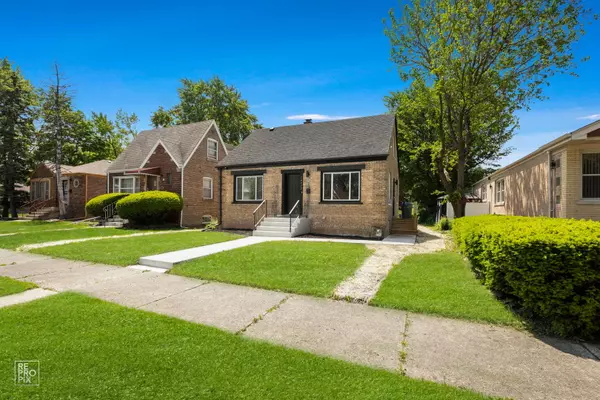 Riverdale, IL 60827,14432 S Wallace Avenue
