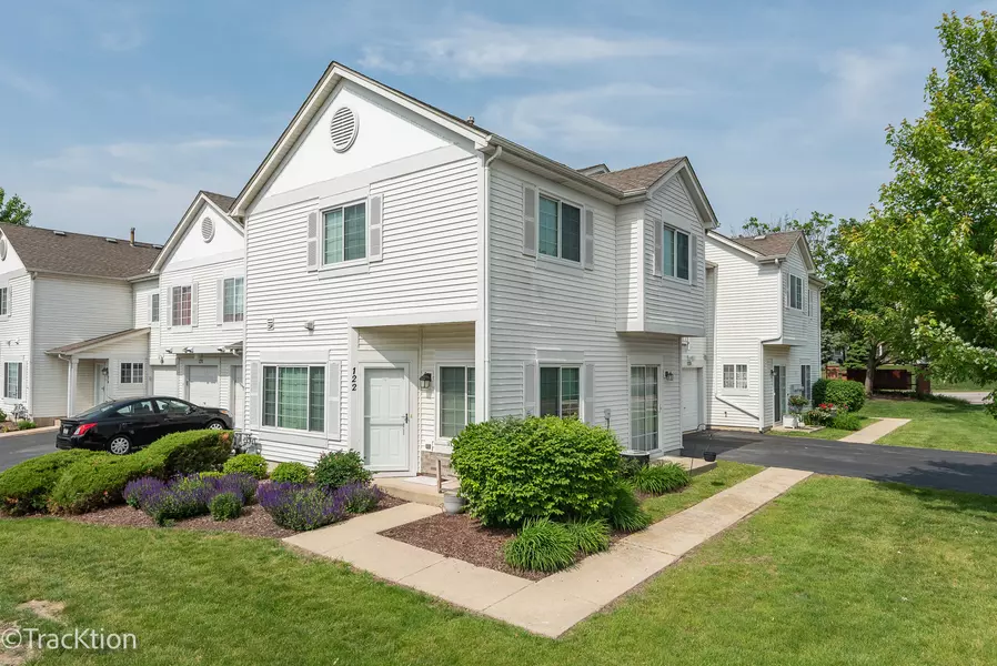122 Creston Circle #122, Aurora, IL 60504