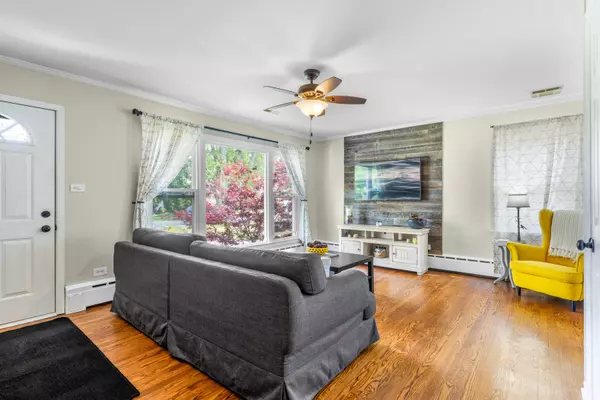 Villa Park, IL 60181,814 S Harvard Avenue