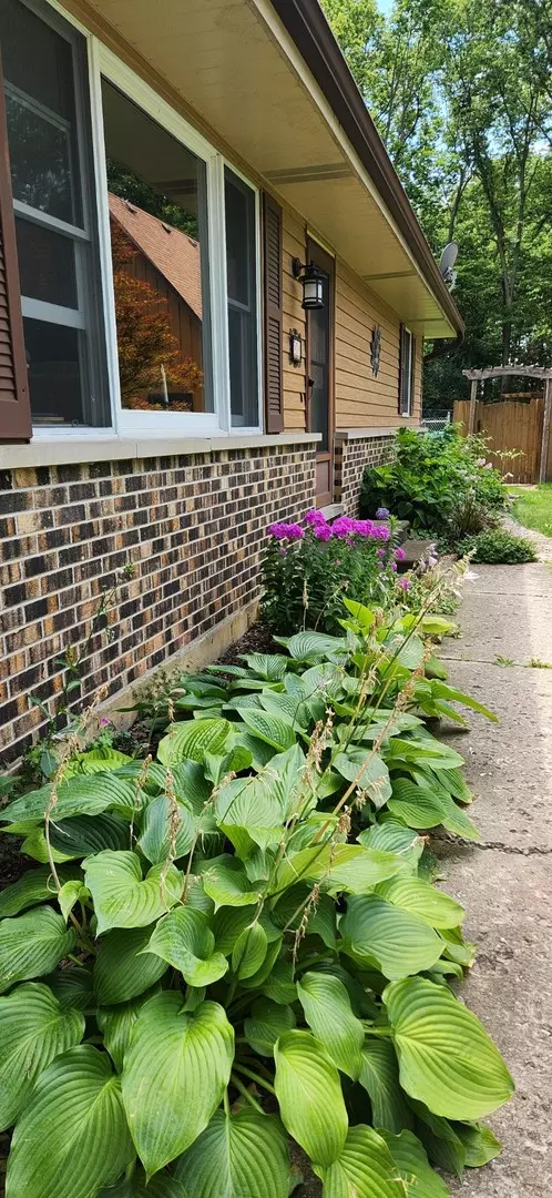Yorkville, IL 60560,510 W Dolph Street