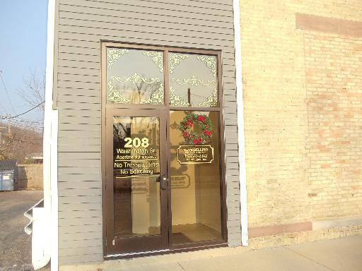 208 Washington Street #4, Algonquin, IL 60102