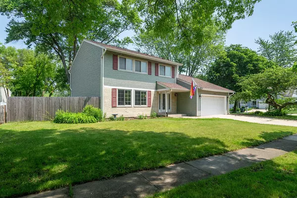 Warrenville, IL 60555,30W060 Avondale Court