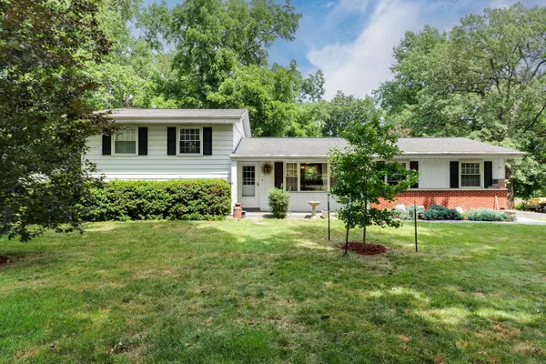 Bloomington, IL 61705,8524 Carriage Hills Road