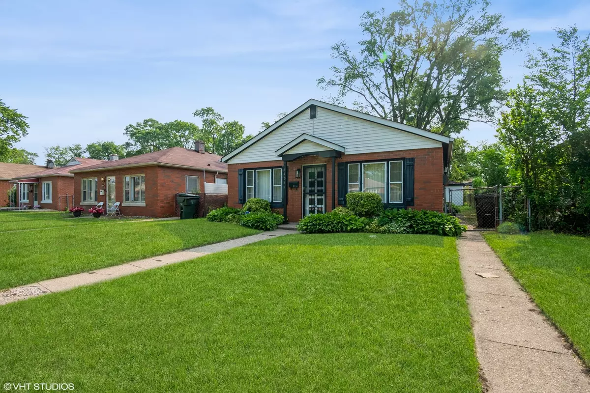 Dolton, IL 60419,14841 Langley Avenue