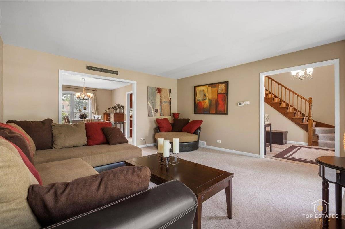 Bartlett, IL 60103,140 Amherst Drive