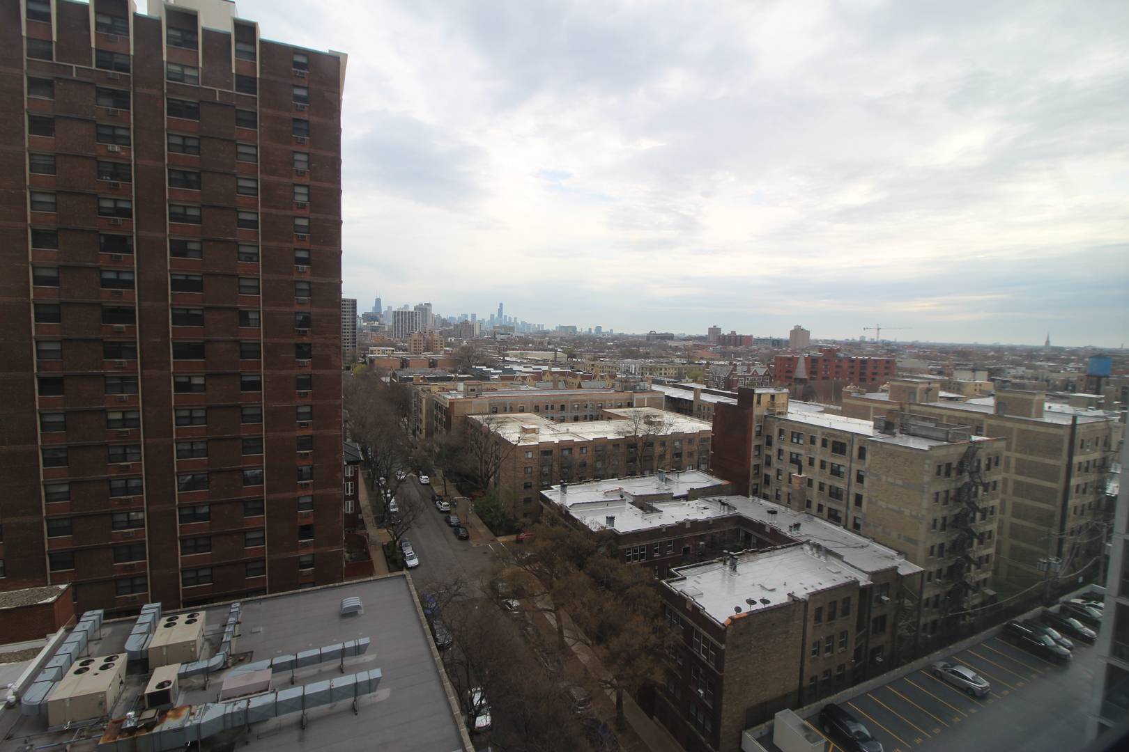Chicago, IL 60613,3660 N Lake Shore Drive #1111