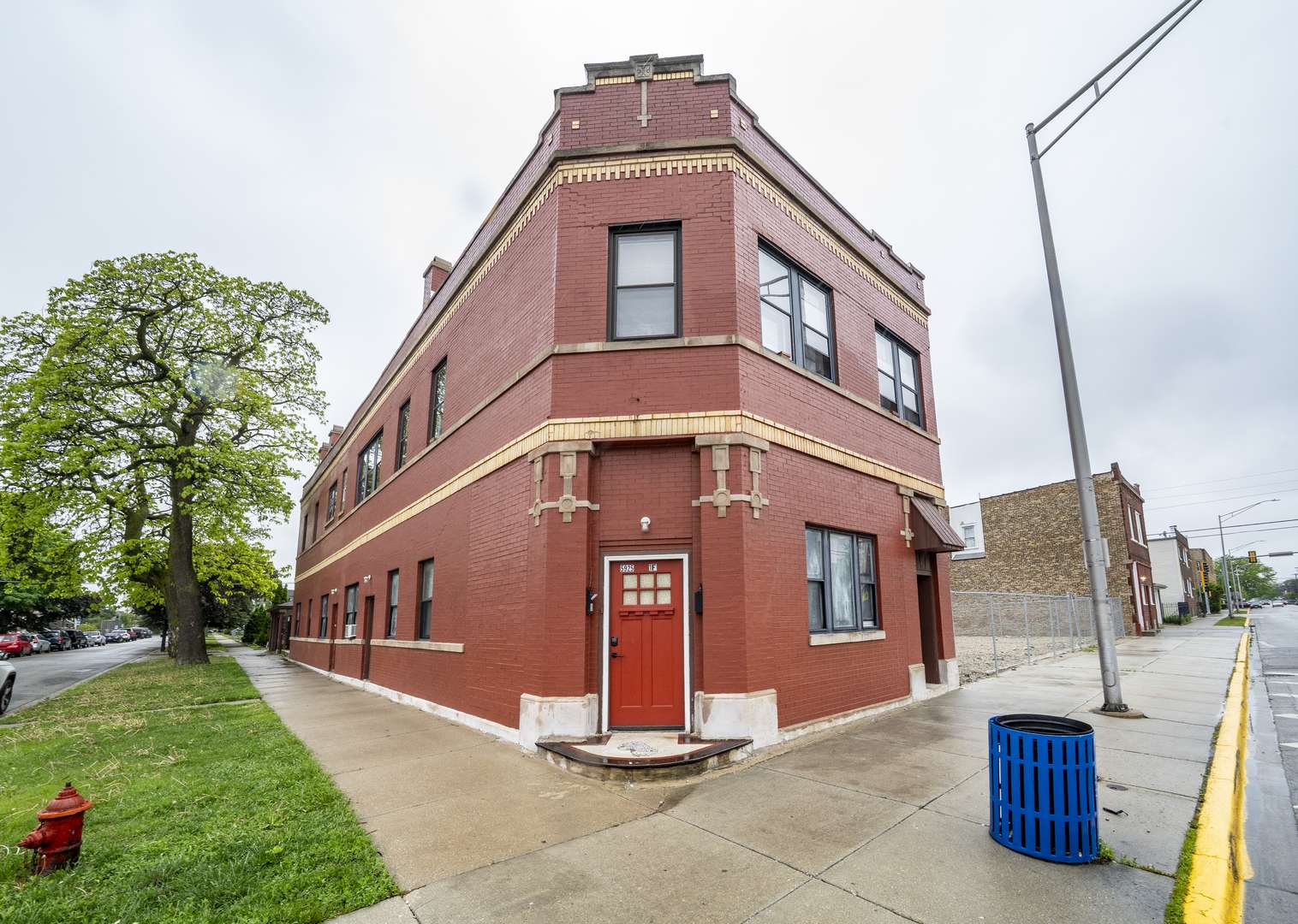 5925 W 16th Street, Cicero, IL 60804