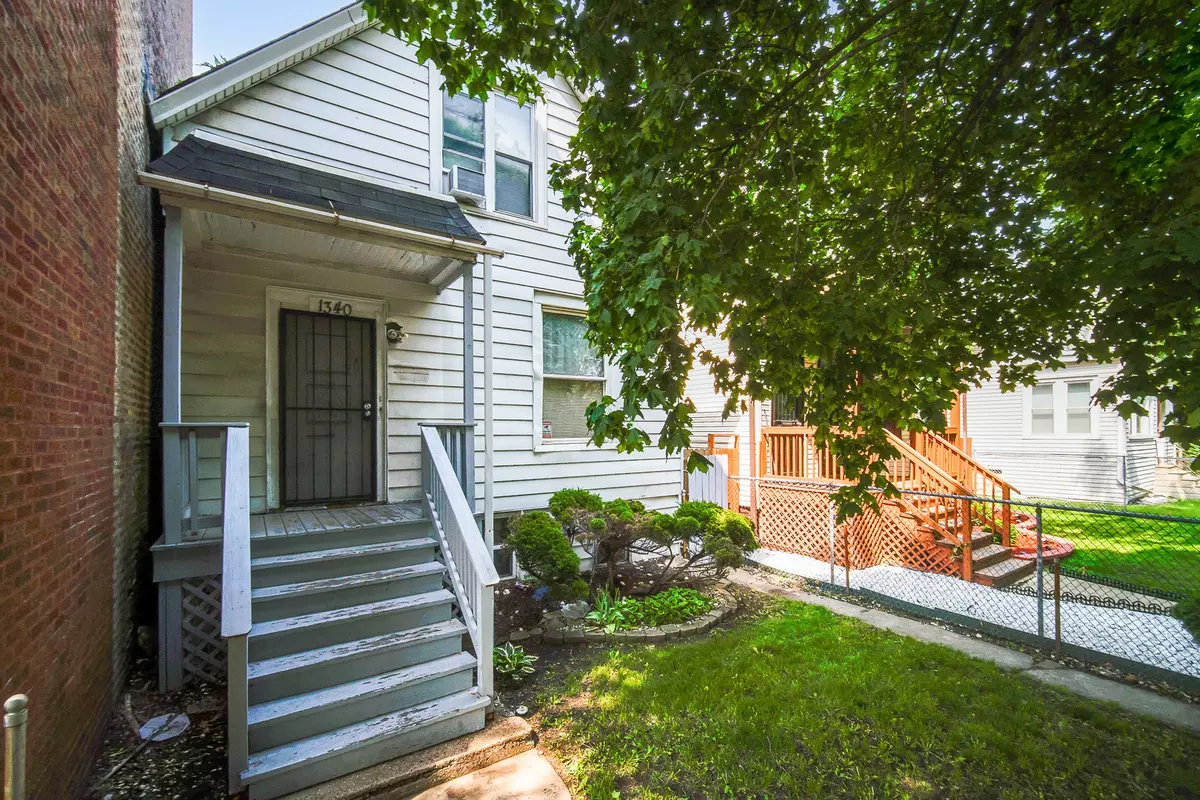 Chicago, IL 60619,1340 E 76TH Street