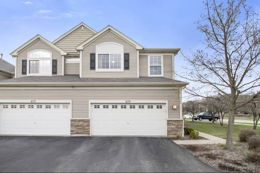 670 S Jade Lane #670, Round Lake, IL 60073