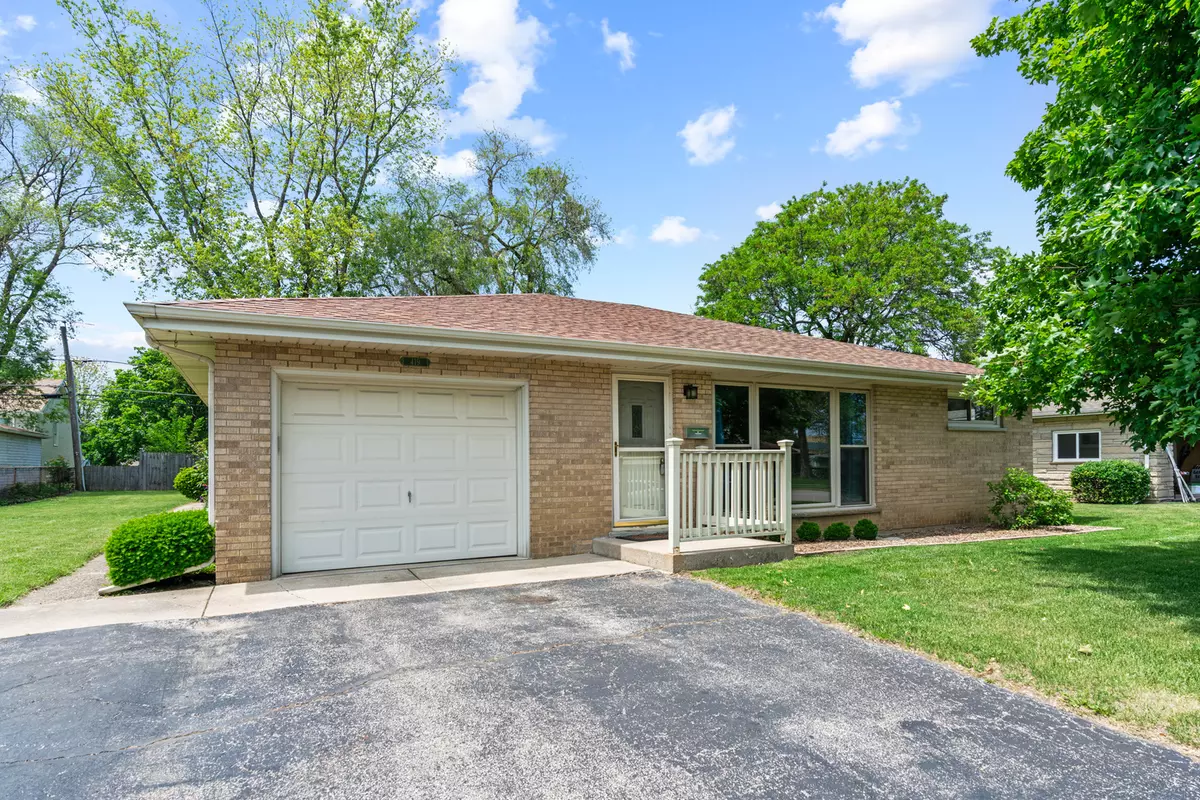 Wauconda, IL 60084,419 Brown Street