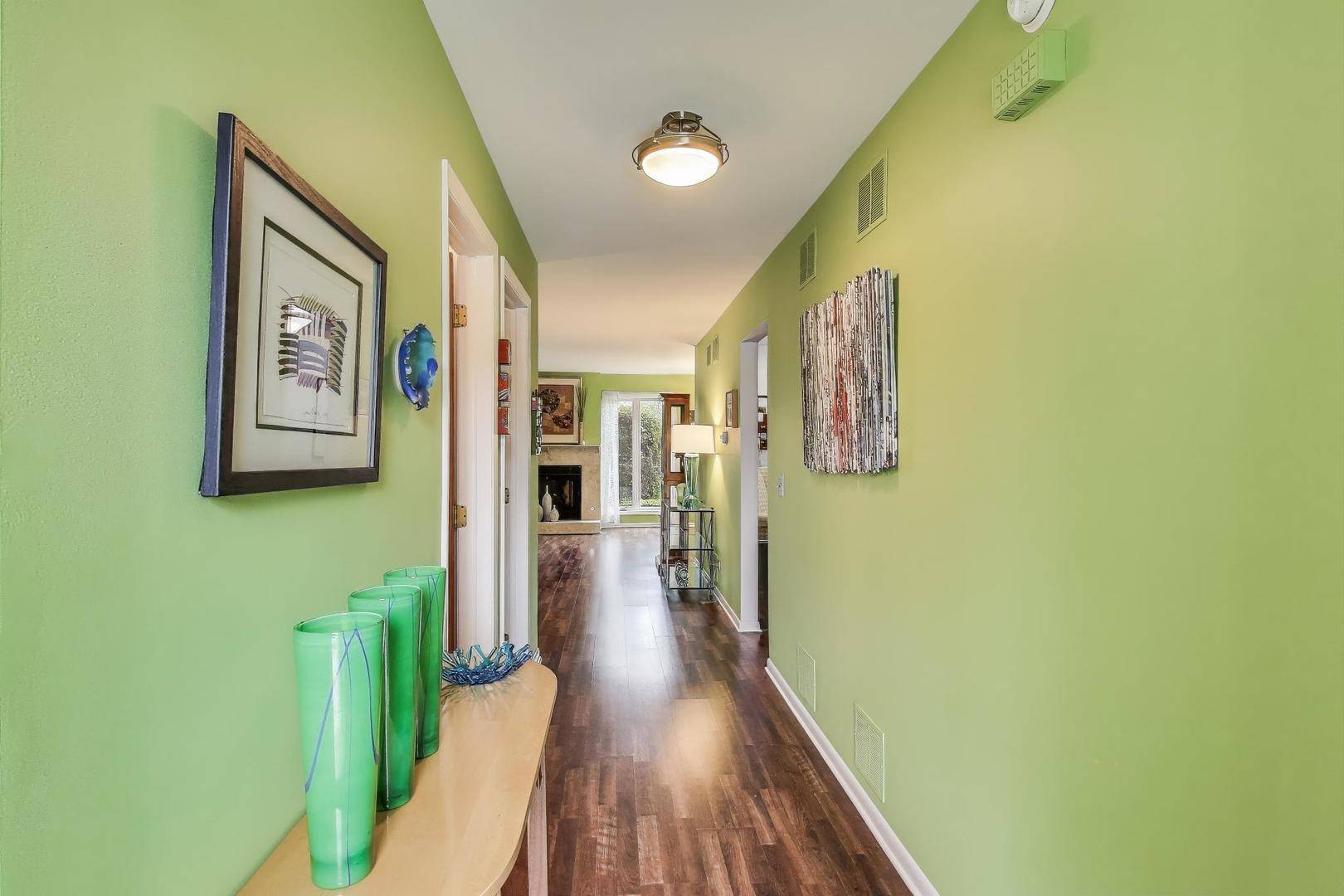 Park Ridge, IL 60068,1226 Beau Drive