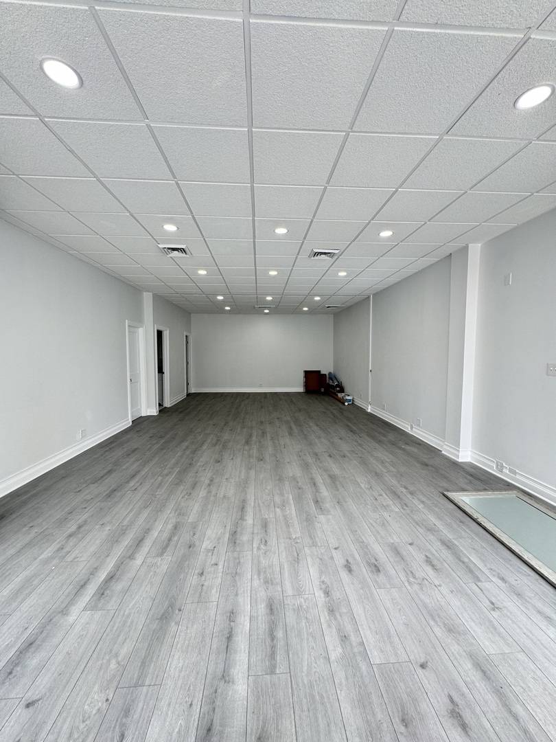 Chicago, IL 60622,1233 N Ashland Avenue #1