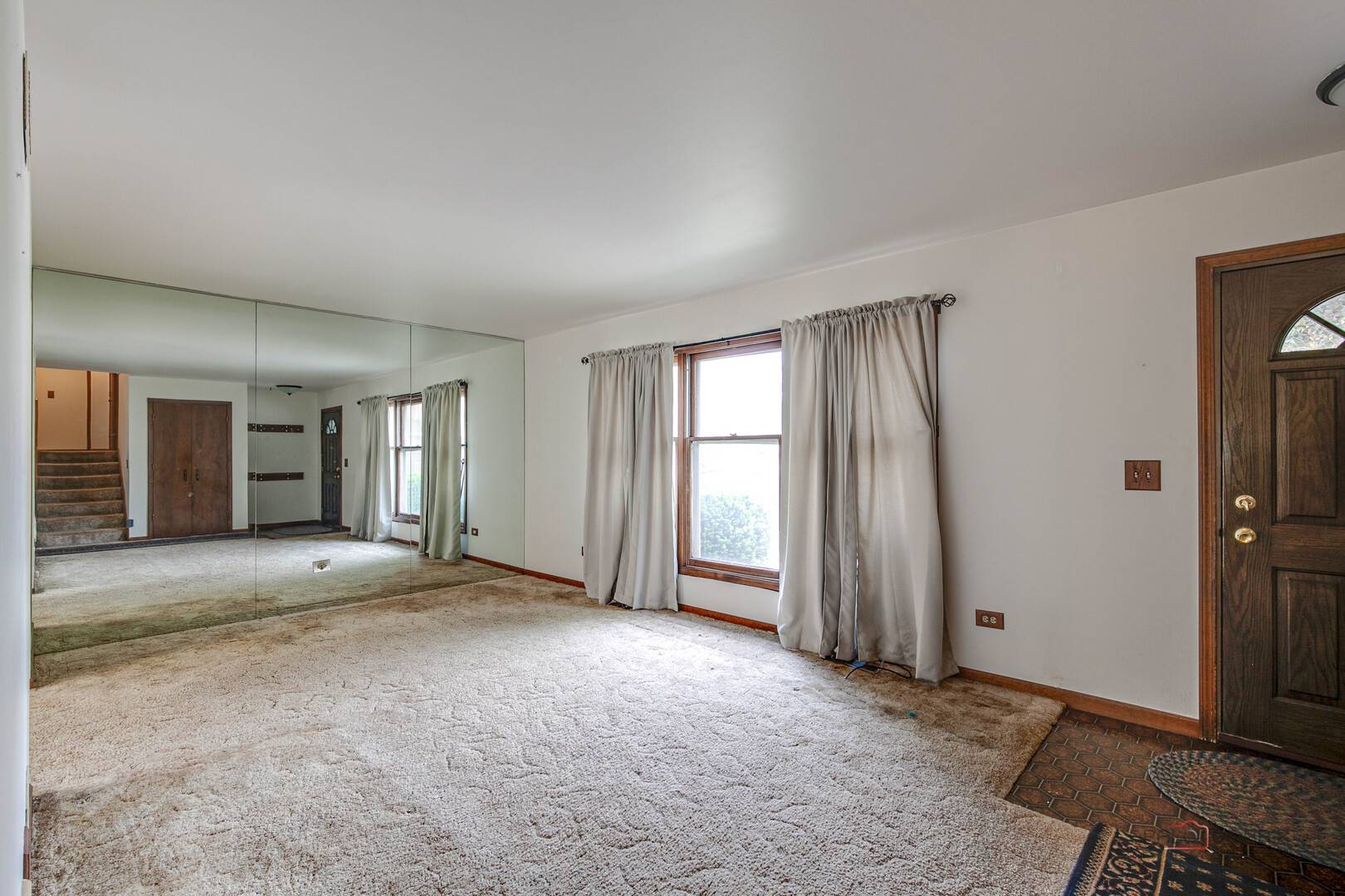 Waukegan, IL 60085,1417 N McAree Road