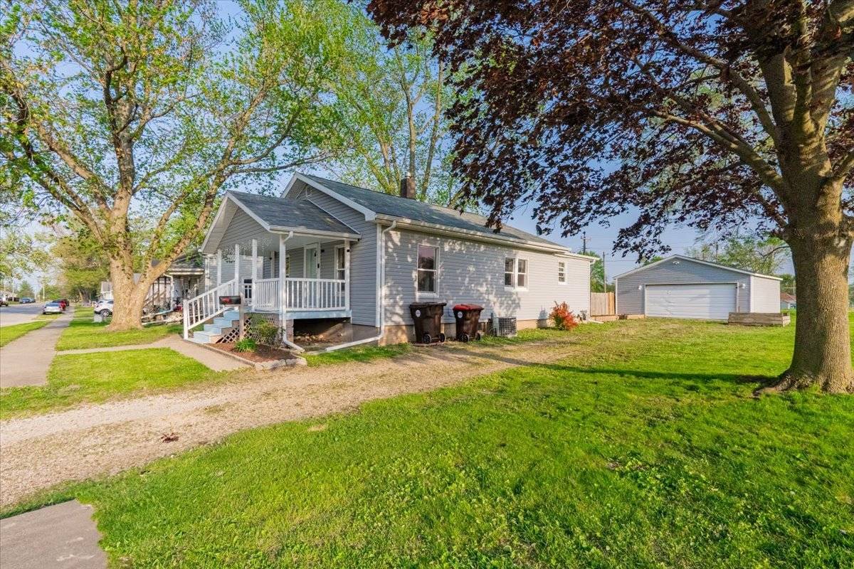 Clinton, IL 61727,800 E Webster Street