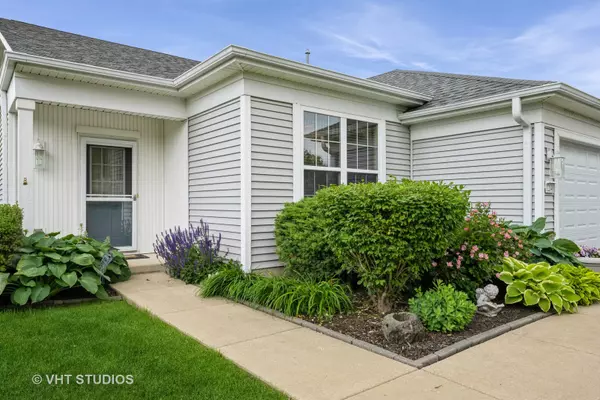 Huntley, IL 60142,12140 HIDEAWAY Drive