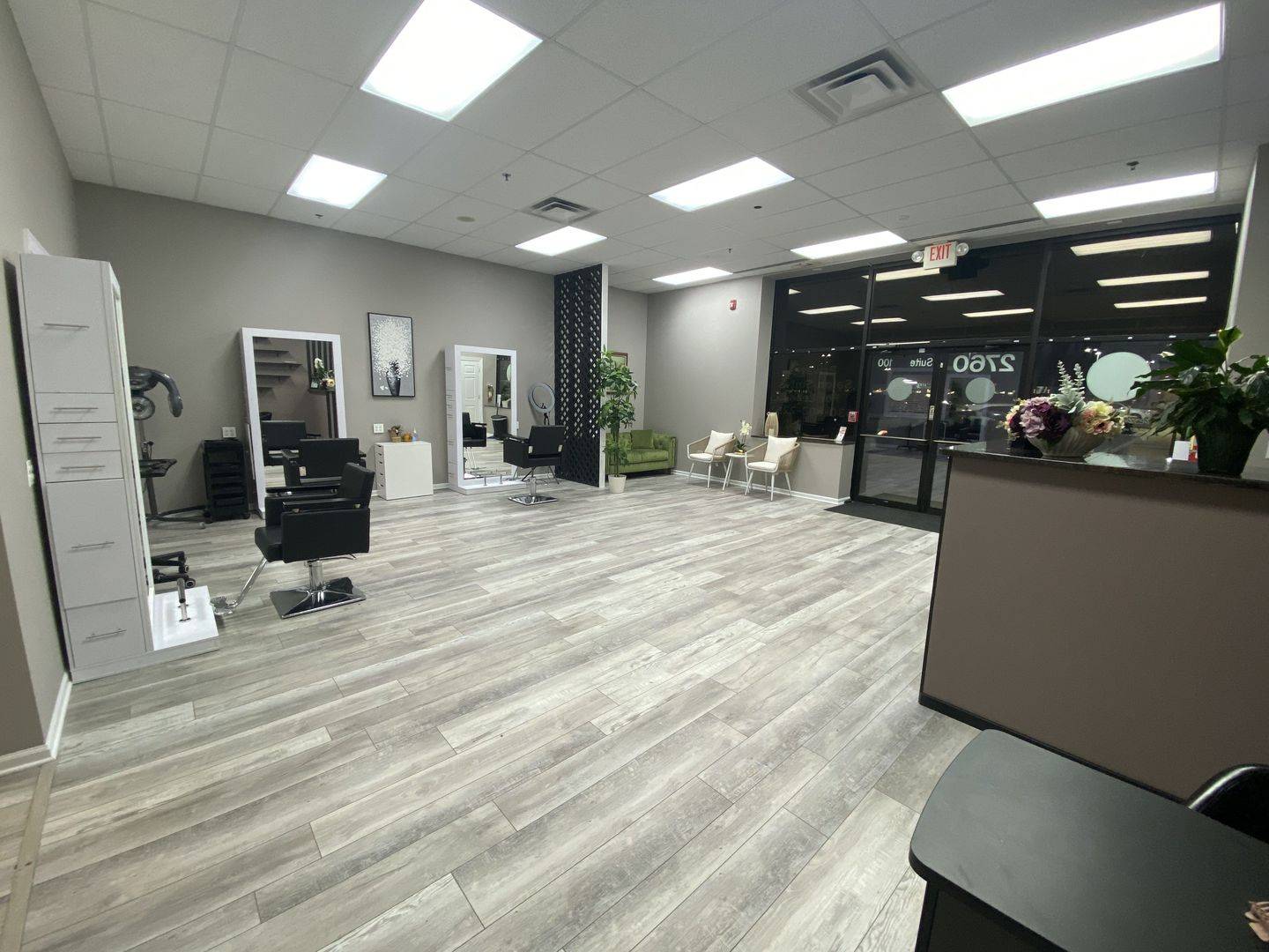 Naperville, IL 60540,2760 Aurora Avenue