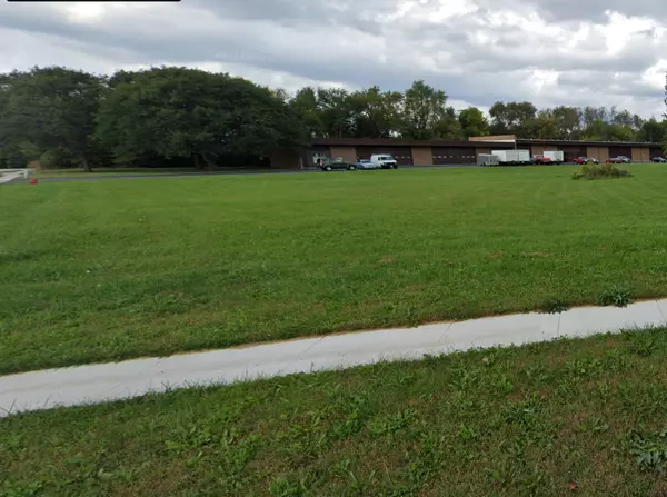 1782 Cumberland Parkway, Algonquin, IL 60102