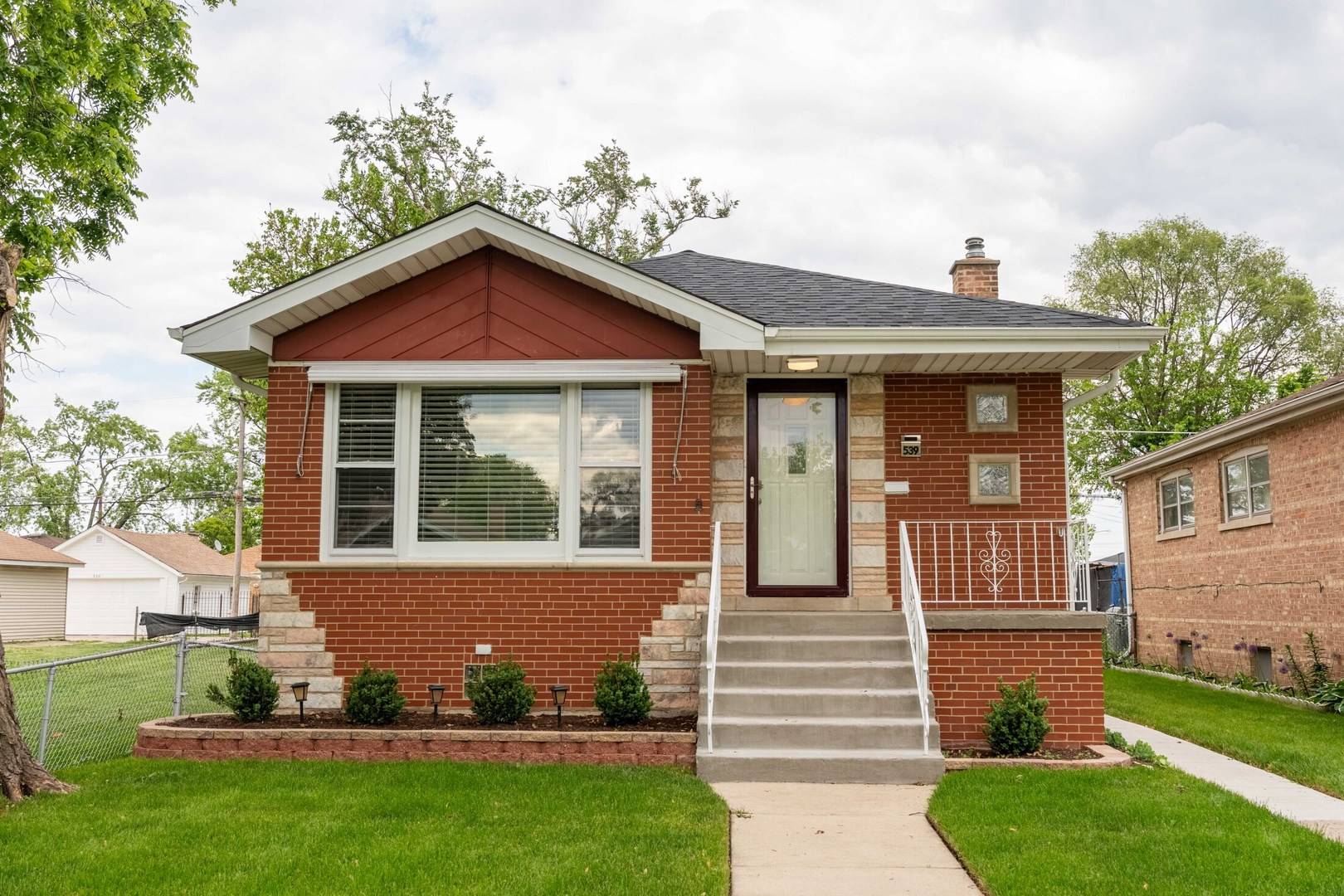 539 Linden Avenue, Bellwood, IL 60104