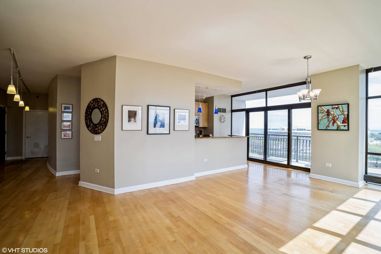 Chicago, IL 60605,1322 S Prairie Avenue #1102