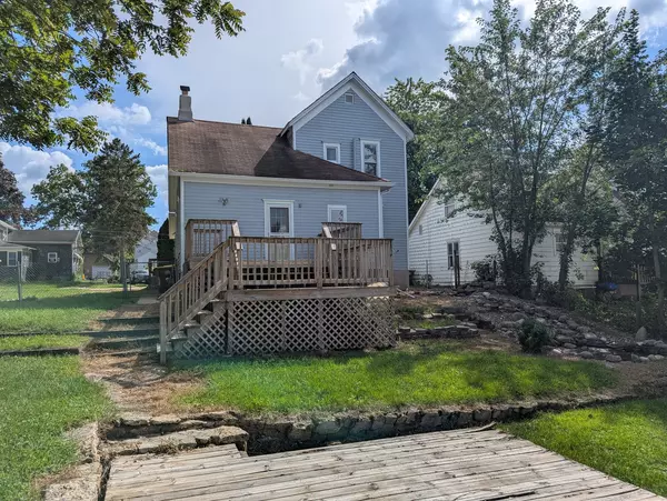 314 W Chestnut, Freeport, IL 61032