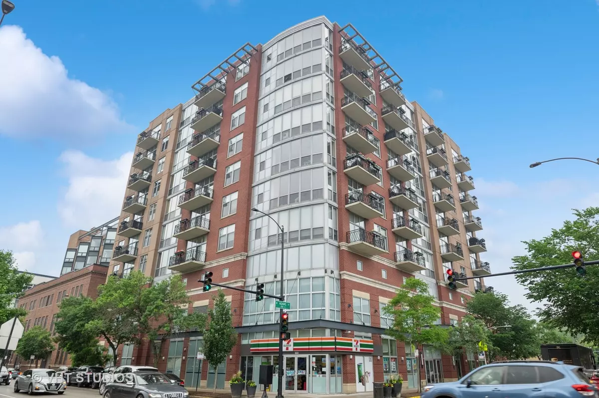 Chicago, IL 60607,1201 W Adams Street #1001