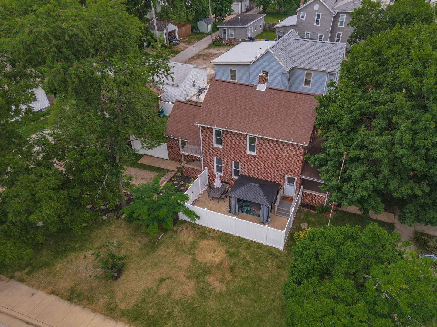 Bloomington, IL 61701,602 N Lee Street