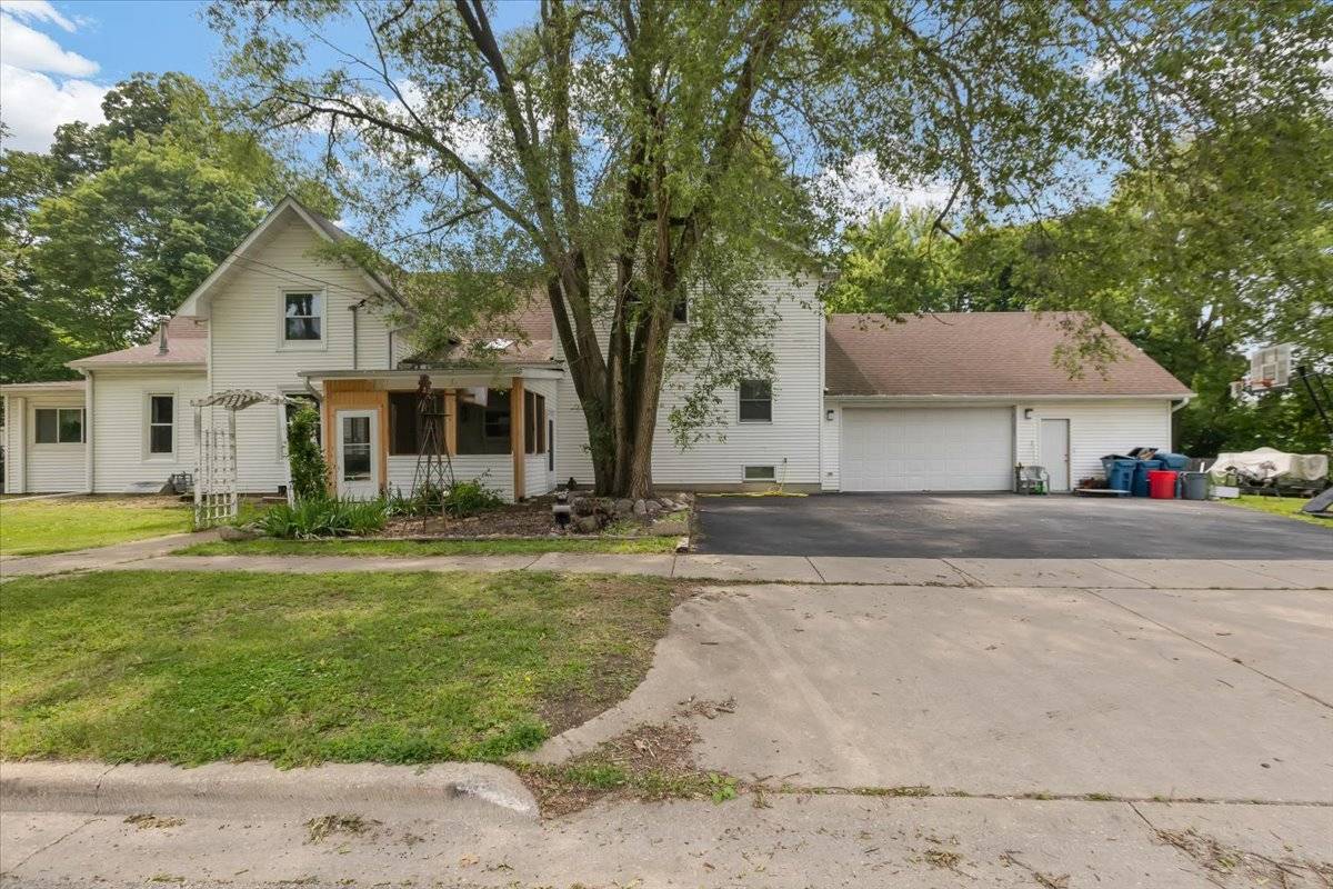 Morris, IL 60450,510 Armstrong Street
