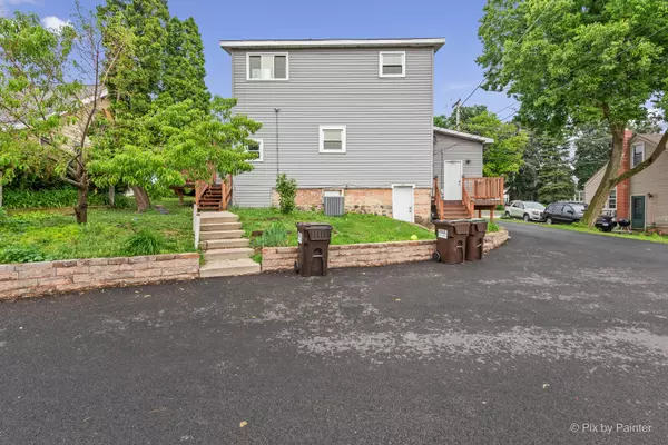 Mchenry, IL 60050,1308 Park Street