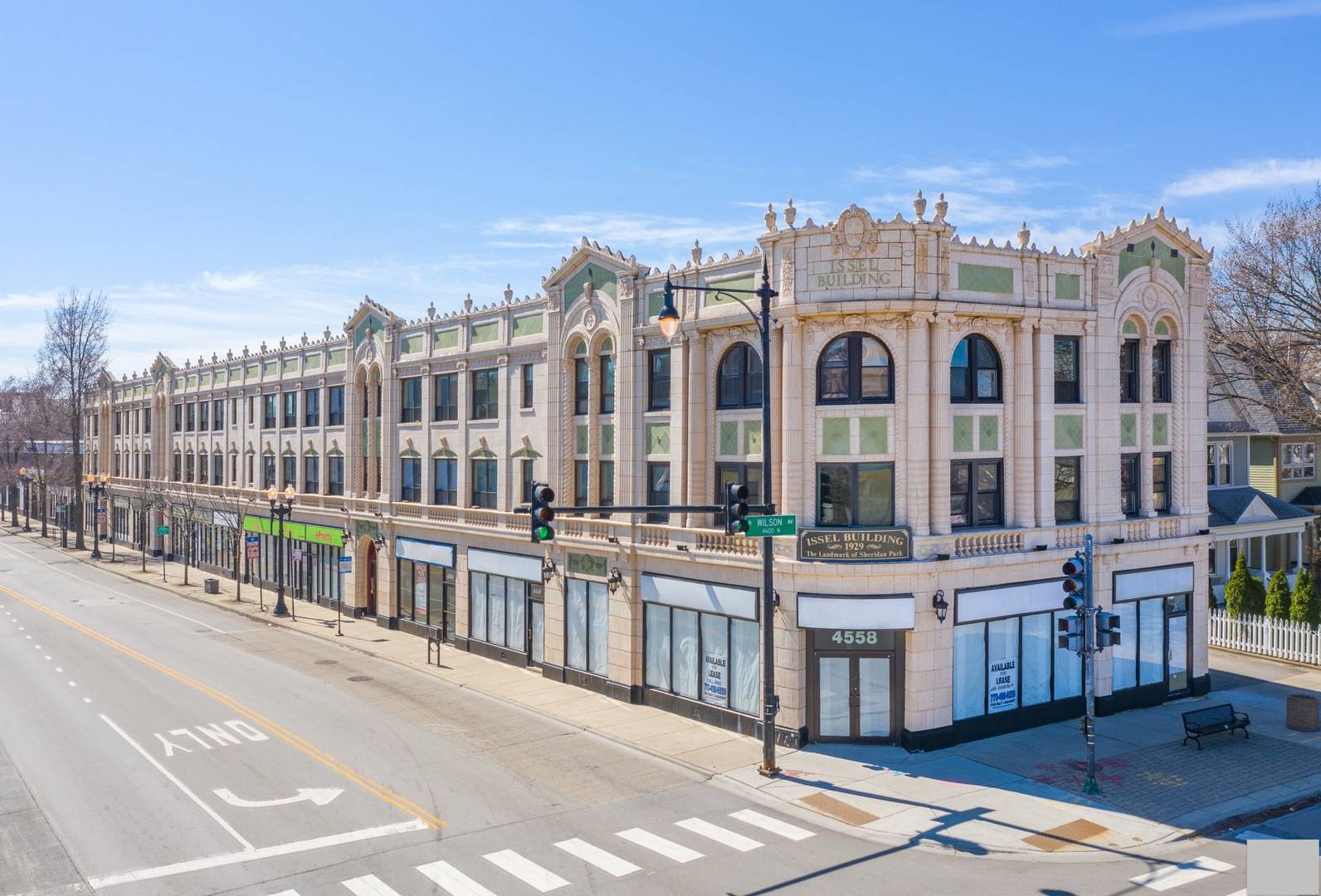 4558 N Clark Street, Chicago, IL 60640