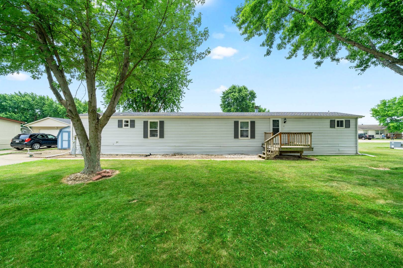 Sandwich, IL 60548,17 CHRISSY Drive