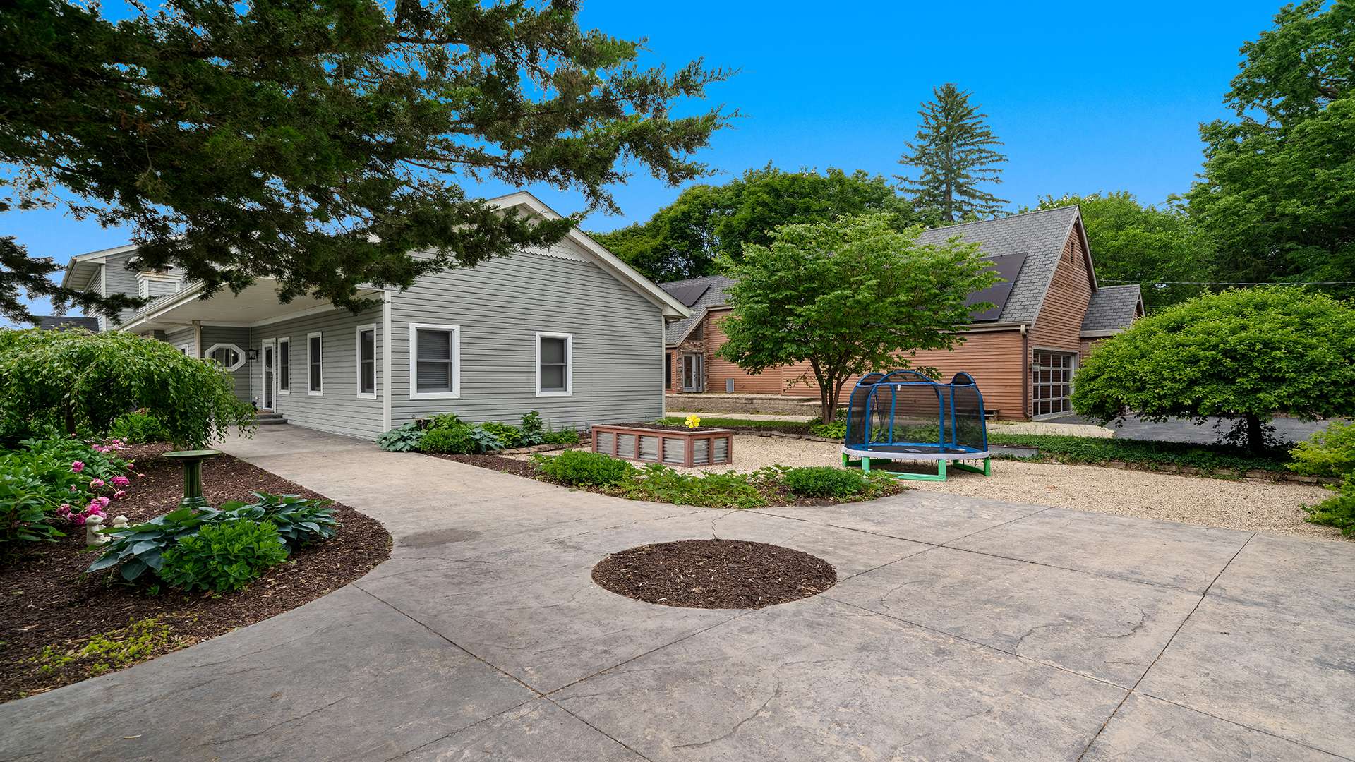 Loves Park, IL 61111,5216 East Drive