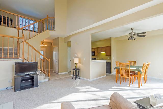 Mundelein, IL 60060,1611 Woodcrest Circle