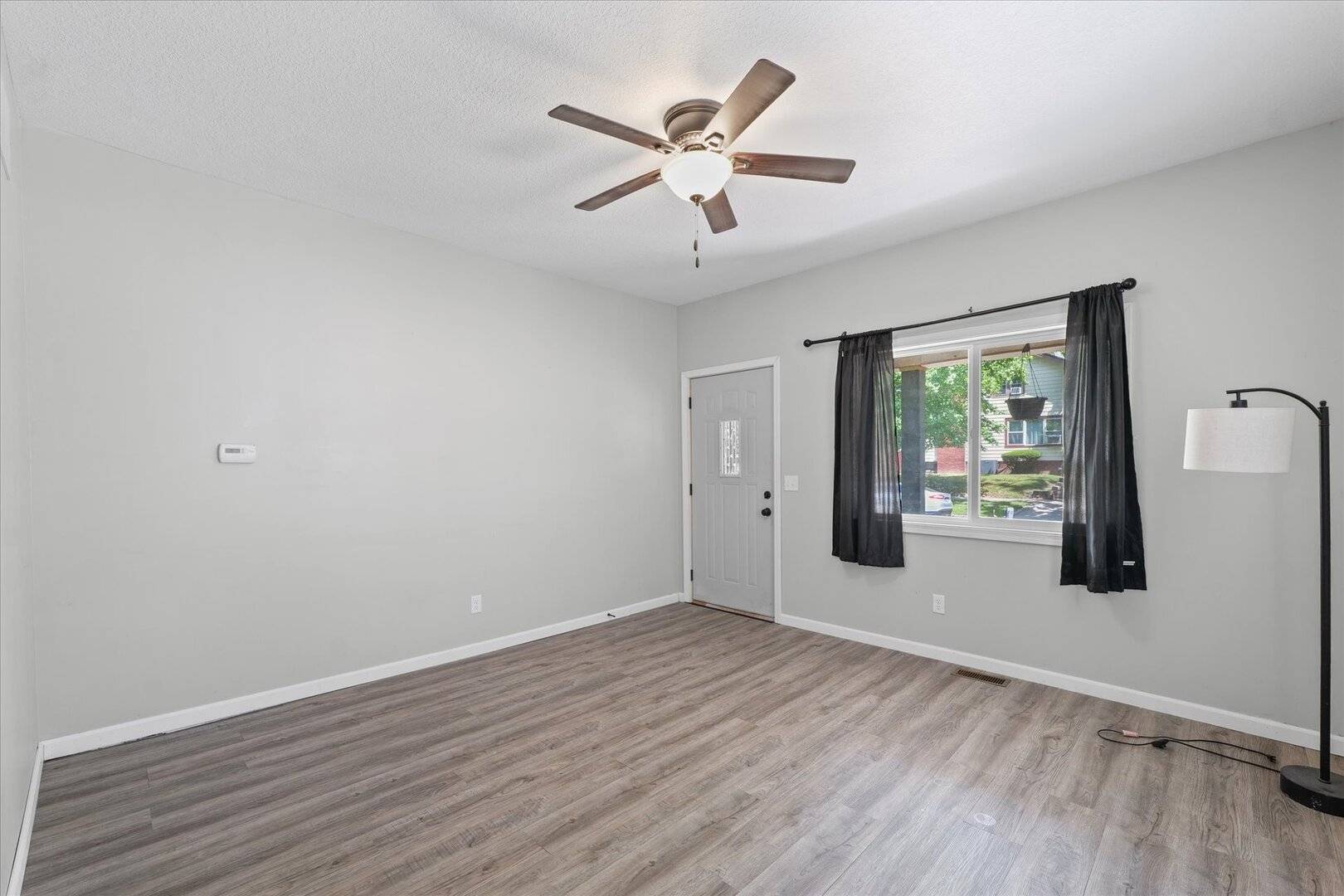 Decatur, IL 62522,1391 W Decatur Street
