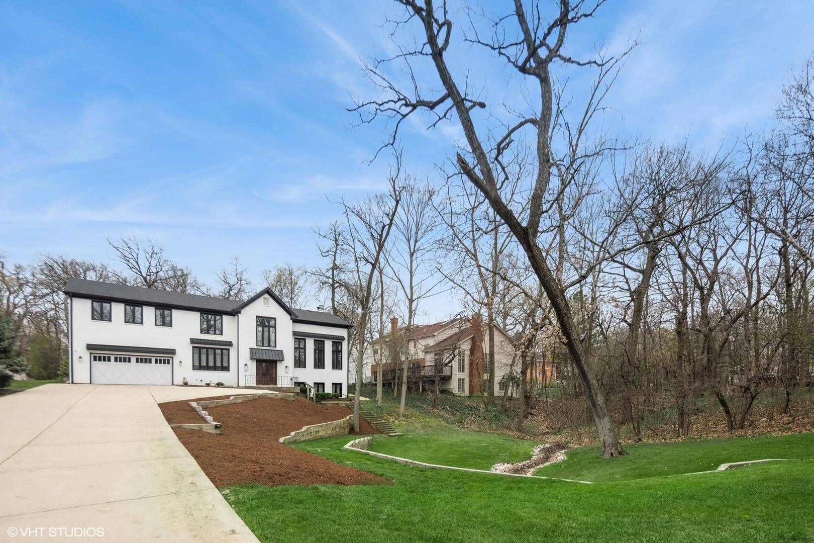 Hinsdale, IL 60521,16 W Birchwood Avenue