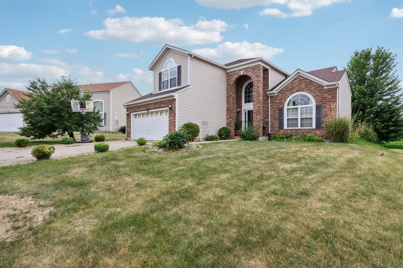 Aurora, IL 60502,2025 Westbury Lane