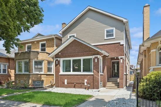 7741 S Bennett Avenue, Chicago, IL 60649
