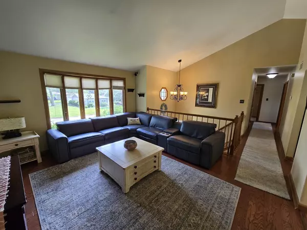Midlothian, IL 60445,4910 143rd Place